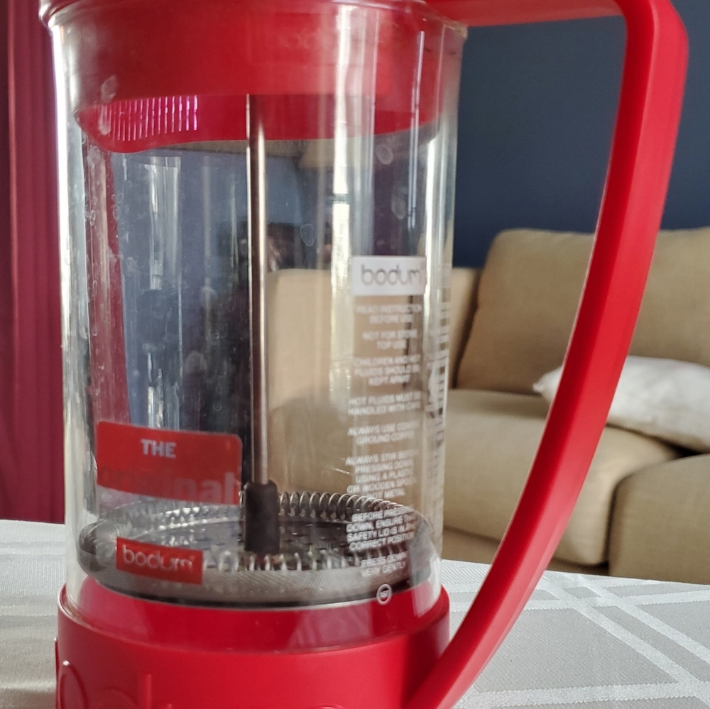Bodum Brazil 1-Liter 34-Ounce French Press Coffeemaker Red